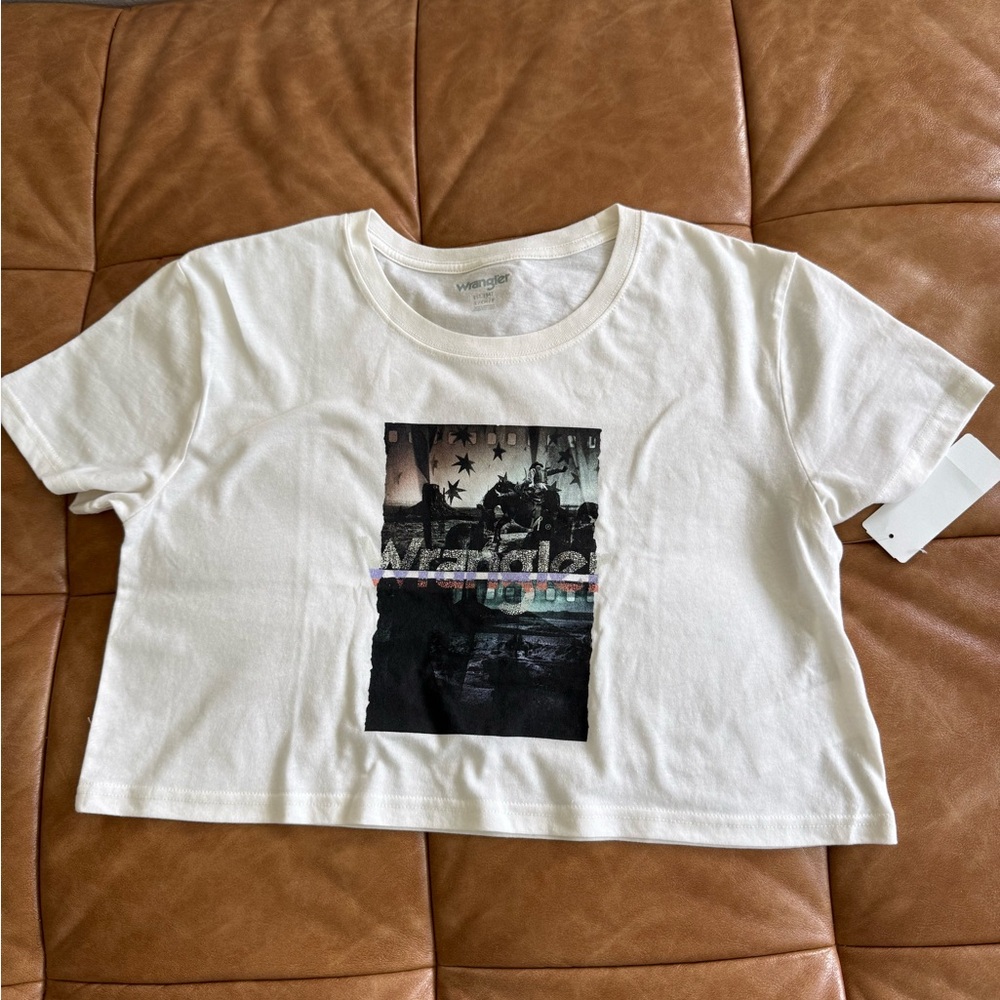 Wrangler White Graphic Crop Top